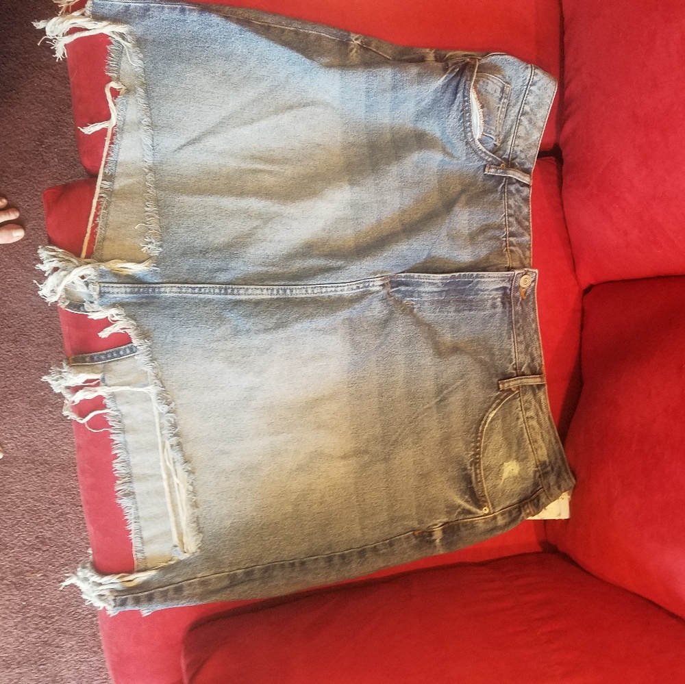 Brand New H&M denim skirt size 22